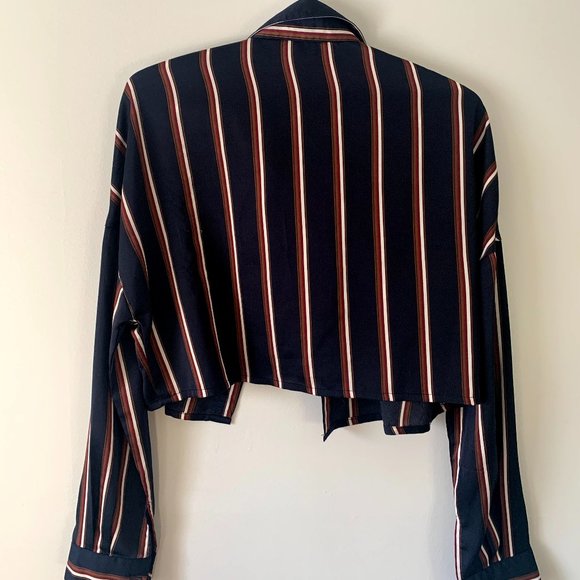 Nasty Gal Cropped & Striped Long-sleeve - Picture 3 of 4
